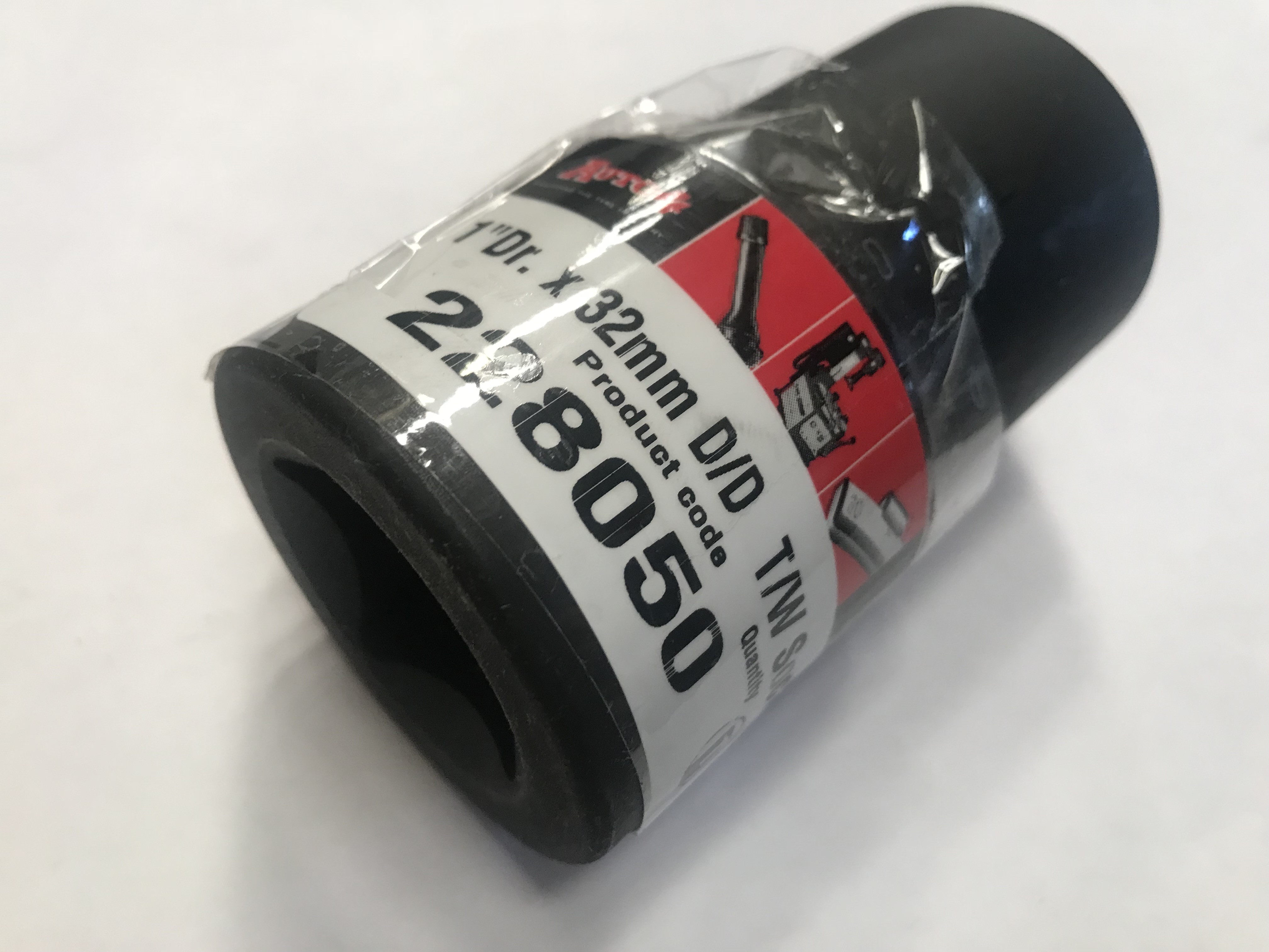 1" Dr. 32mm D/D T/W Socket}