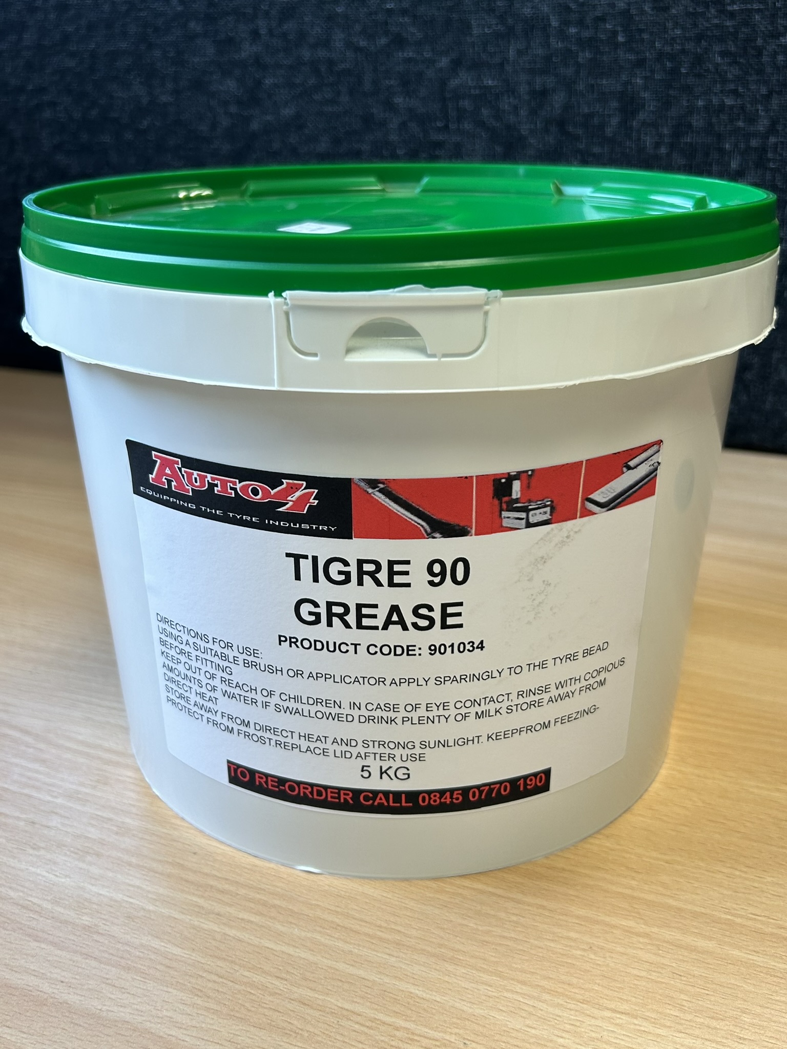Tiger 90 Commercial Fitting Paste 5kg}